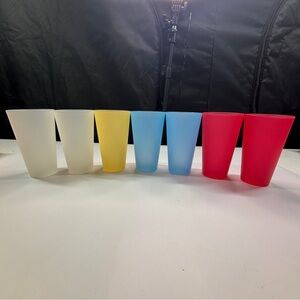 Set Of 7 Drinking Cups Tumblers Multi Color Ice Beverage NWOT